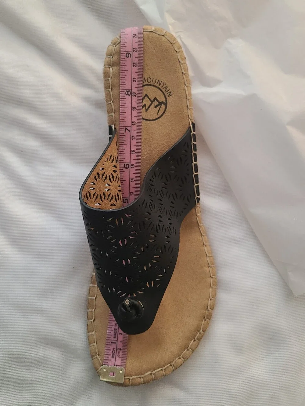 NEW White Mountain Beaux Perforated Wedge Sandals Black